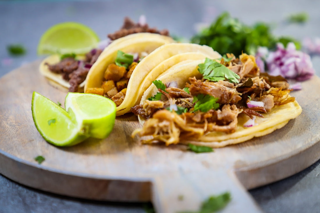 Autentiske meksikanske street tacos med lime